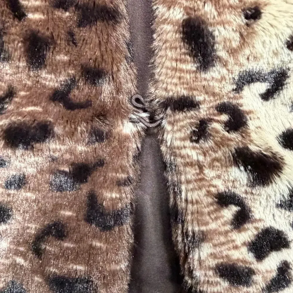 Cejon Faux Fur Leopard Print Vest Brown Black Medium Hook Eye‎ Cozy Whimsigoth